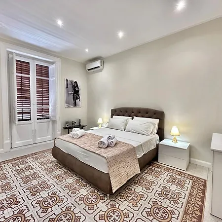Casa Esterù -centro Storico Di Palermo- Appartamento