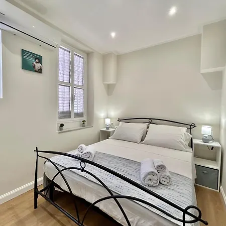 Casa Esterù -centro Storico Di Palermo- * Palermo